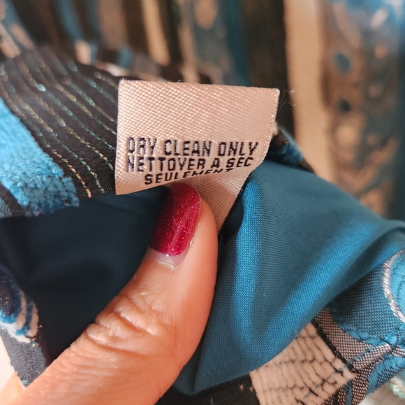 Julie Mitchell button up Vest - Picture 6 of 8